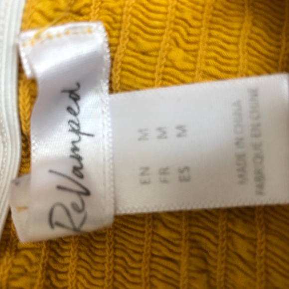 yellow cropped tee - Picture 2 of 2